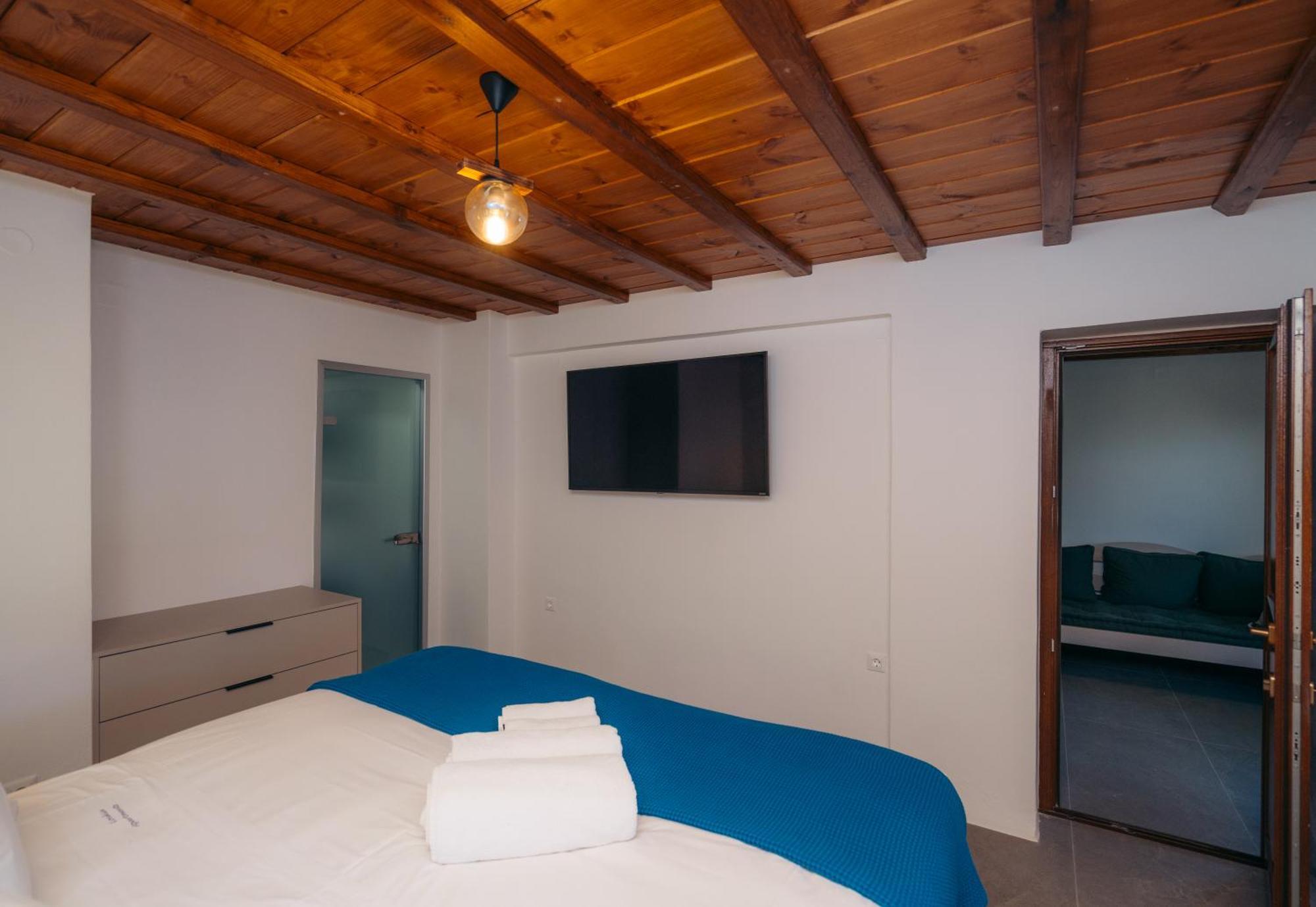 Loukia Apartments Artemonas Eksteriør bilde